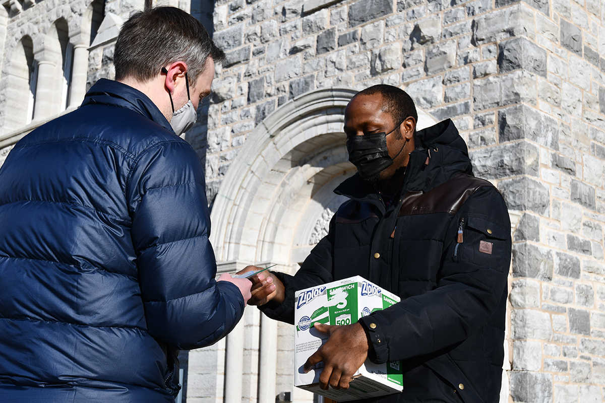 Rapid test handed out at Grant Hall