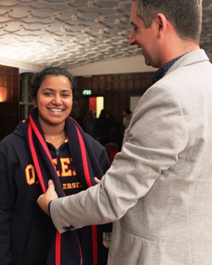 [Presentation of a Bader International Study Centre Scarf]