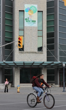 [Sustainability banner at Stauffer Library]