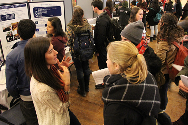 [Students find information on Majors Night]