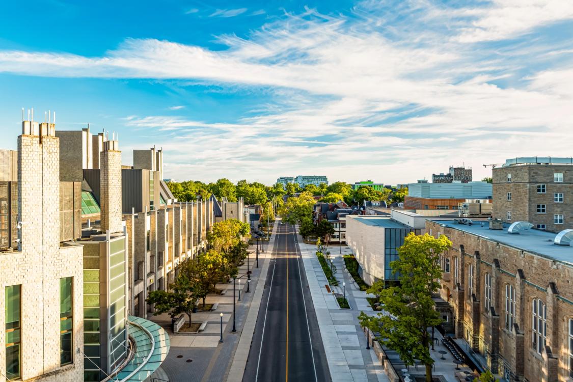 Queen's University Campus - University Street