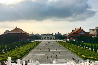 Lexie Wright (Artsci'19) took a trip to Taiwan as part of her Linguistics degree, seeing sights such as the Chiang Kai Shek Memorial Hall. (Supplied Photo)