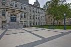 Photo of Gordon Hall on Queen's campus