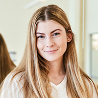 Photo of Chloe Everett