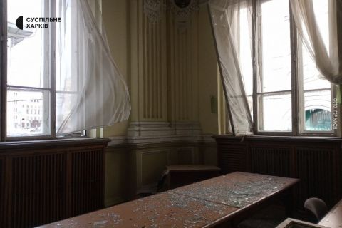 Reading room at the Korolenko State Scientific Library in Kharkiv after the bombings by the Russian army, March 2022.  Ihor Makhov.