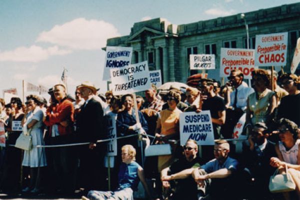 Saskatchewan Doctor's Strike, Saskatchewan Archives Board R-A12109-4