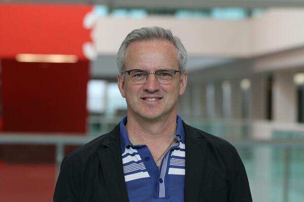 Headshot of Greg Bavington