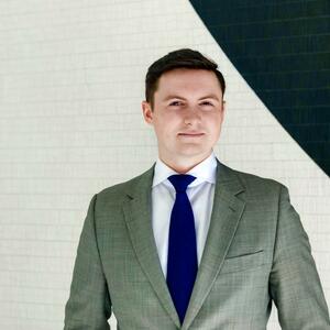 Alexander Morsink Headshot 