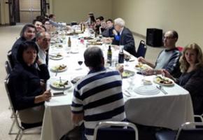 Students eating dinner