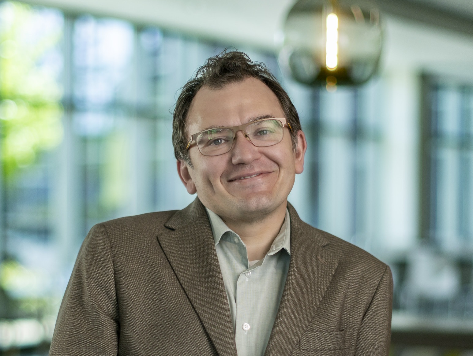 Dr. Ryan Lekivetz