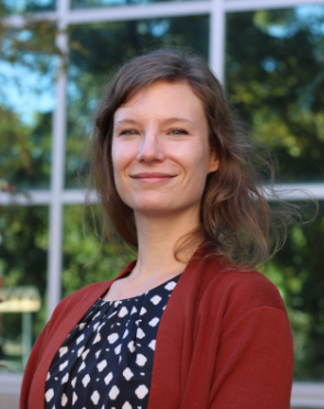 Rebecca Doyle headshot