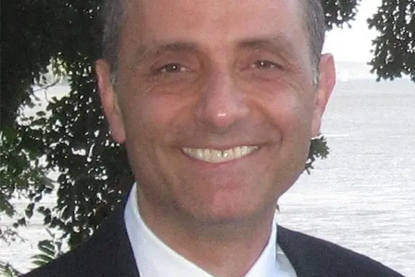 Dr. Reza Shadmehr