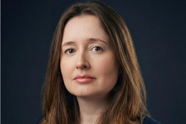 [Dr. Fernanda Barros-Aragão]