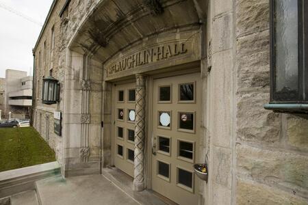 MacLaughlin Hall on Queen's campus