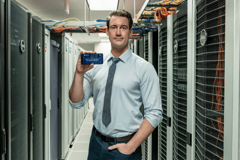 Queen's alumnus Daniel Desjardins, an assistant professor (Physics and Space Science) at the Royal Military College of Canada, and his team at Kings Distributed Systems (KDS), have collaborated with Queen’s Partnerships and Innovation and Queen’s faculty members to develop a distributed computing model.