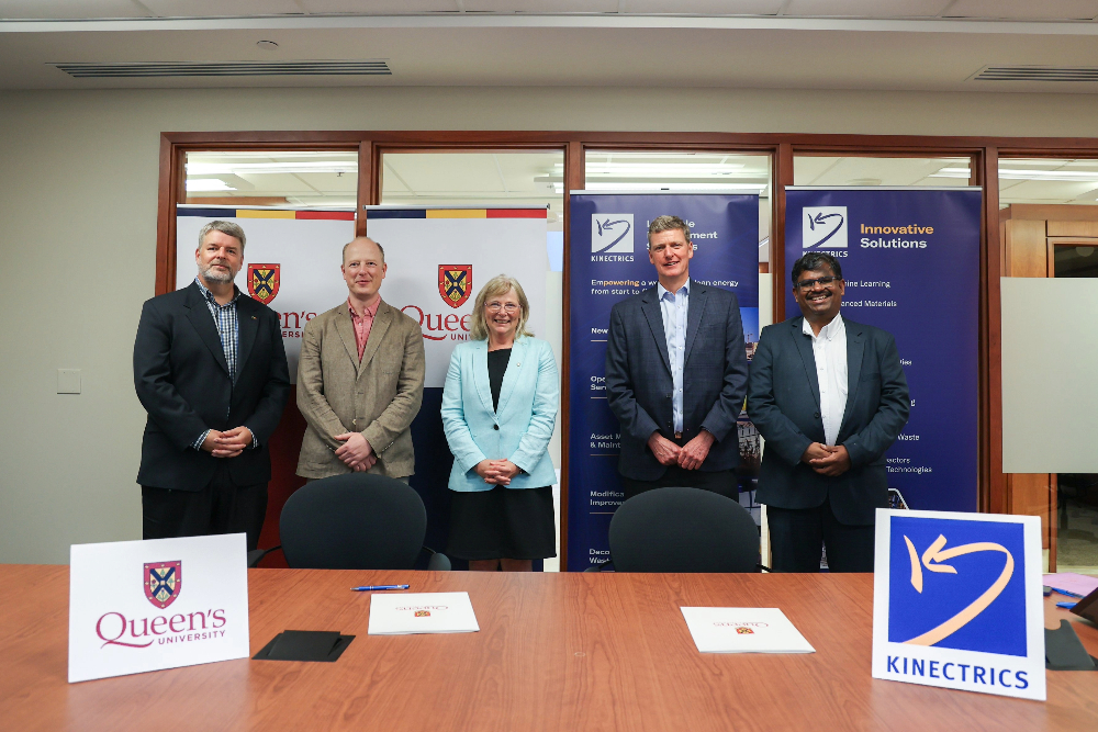From left: Jim Banting (Assistant Vice-Principal, Partnerships and Innovation), Mark Daymond (Professor in Mechanical and Materials Engineering and the Canada Research Chair in Mechanics of Materials), Nancy Ross (Vice-Principal Research), David Harris (President and CEO, Kinectrics), and Sriram Suryanarayan (Director of Innovation, Kinectrics). Photo credit: Tony Mendis, Kinectrics.