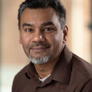 QLMP, Director of Operations