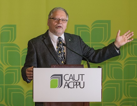 John Smol - CAUT lecture, click for high res image