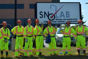 NEWS-G summer students visit SNOLAB
