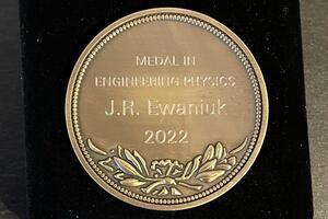 Eng. Phys. Medal 2022