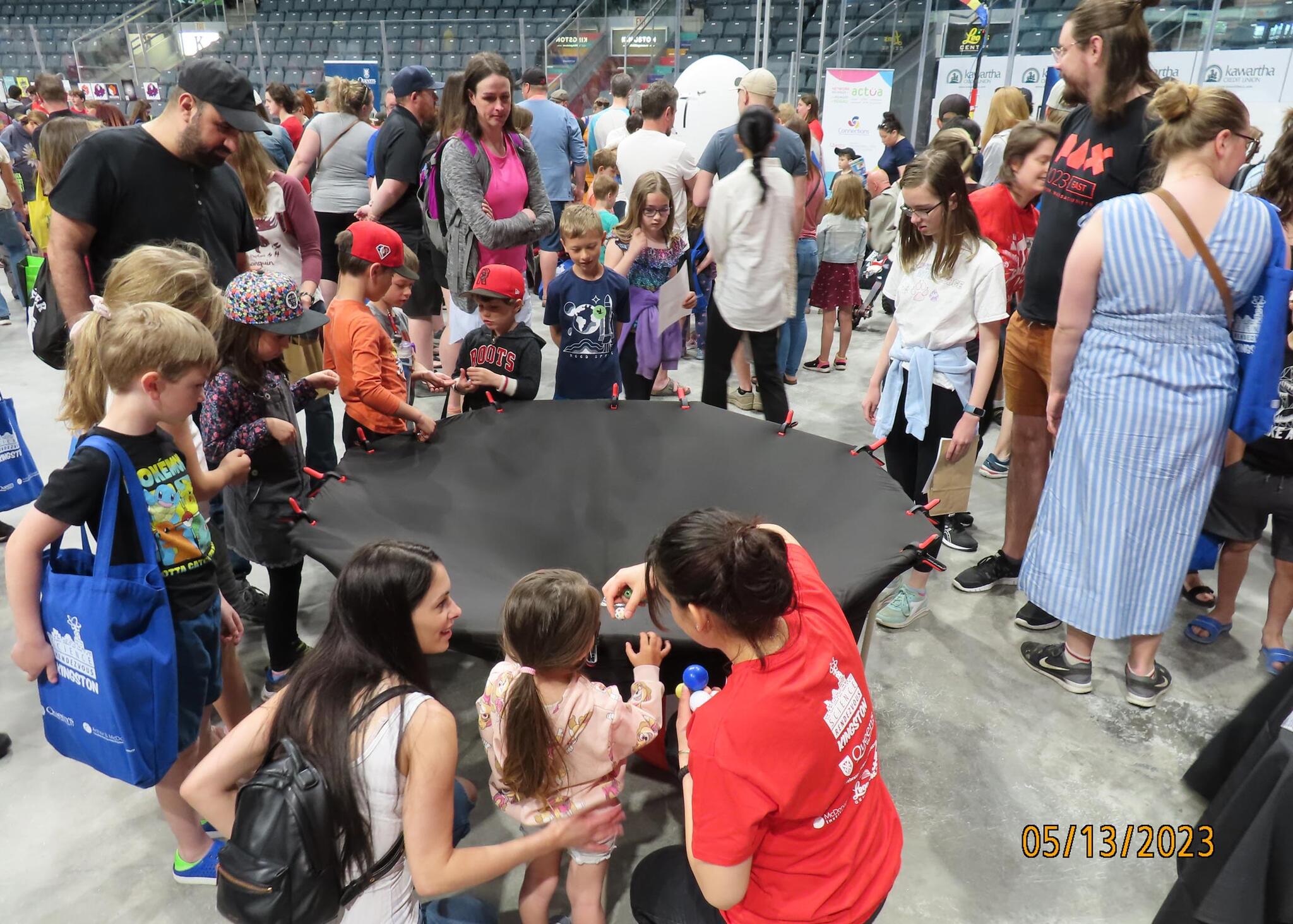 Science Rendezvous Kingston 2023 Kids trying out the blackhole demo