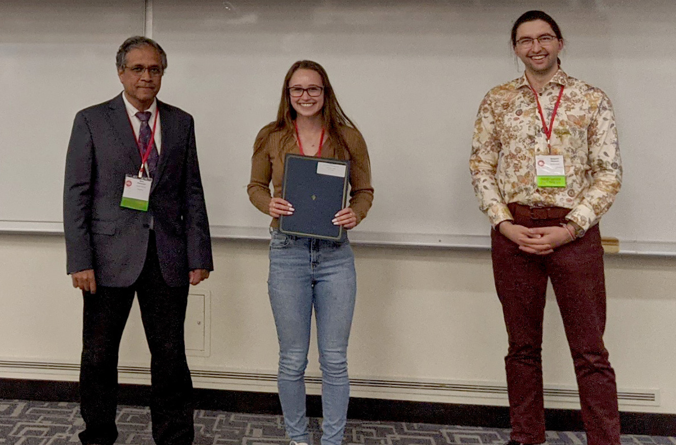 Ashley Micudas from Queen's University wins best oral presentation prize in Physics Education category at the 2022 CAP Congress