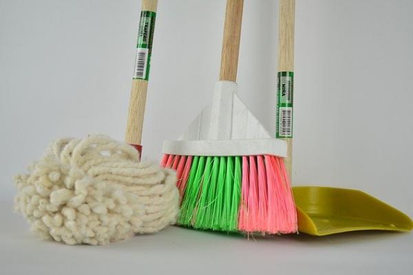 Mop, broom and dustpan close up