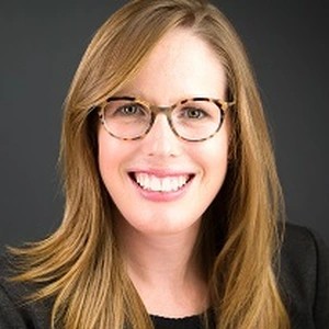 Erin headshot