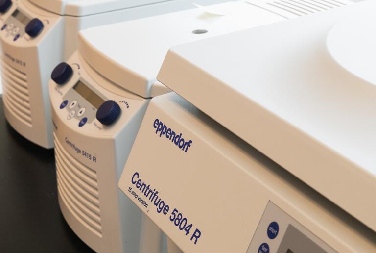 Eppendorf Centrifuge 5804R