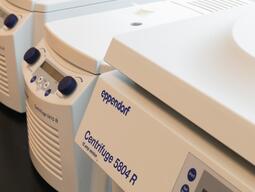 Eppendorf Centrifuge 5804R