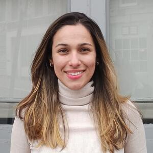  Eveline Menezes, Ph.D. Candidate