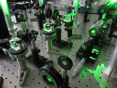 Mirrors and lenses for interferometer.