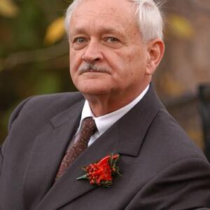 Image of William Leiss