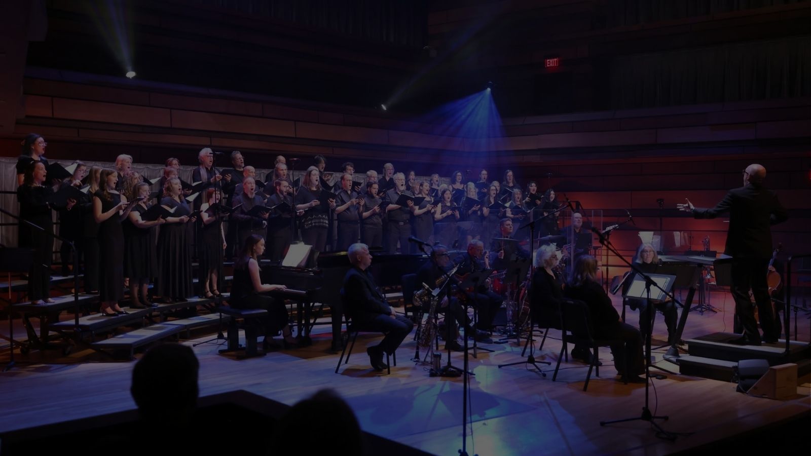 The Isabel Voices Sing On Stage